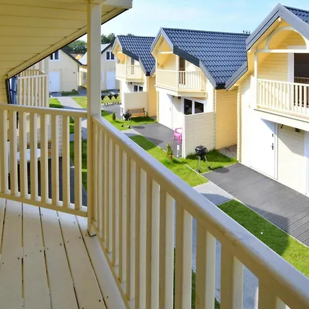 Vakantiehuis Comfortable Homes With A Pool *