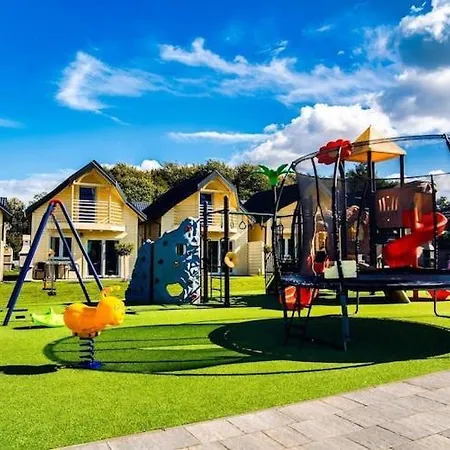 Comfortable Homes With A Pool Ustronie Morskie